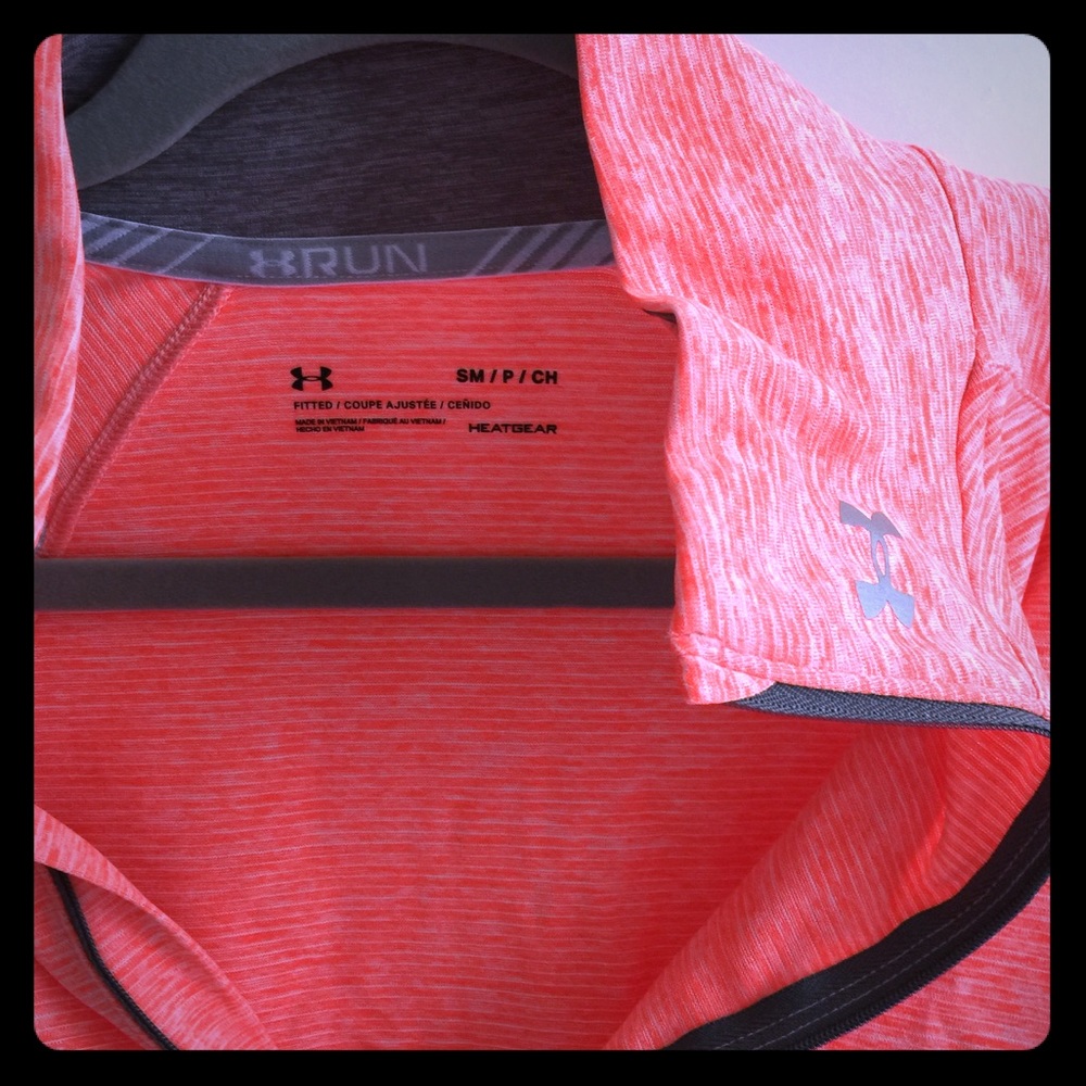 Under armour running long sleeve